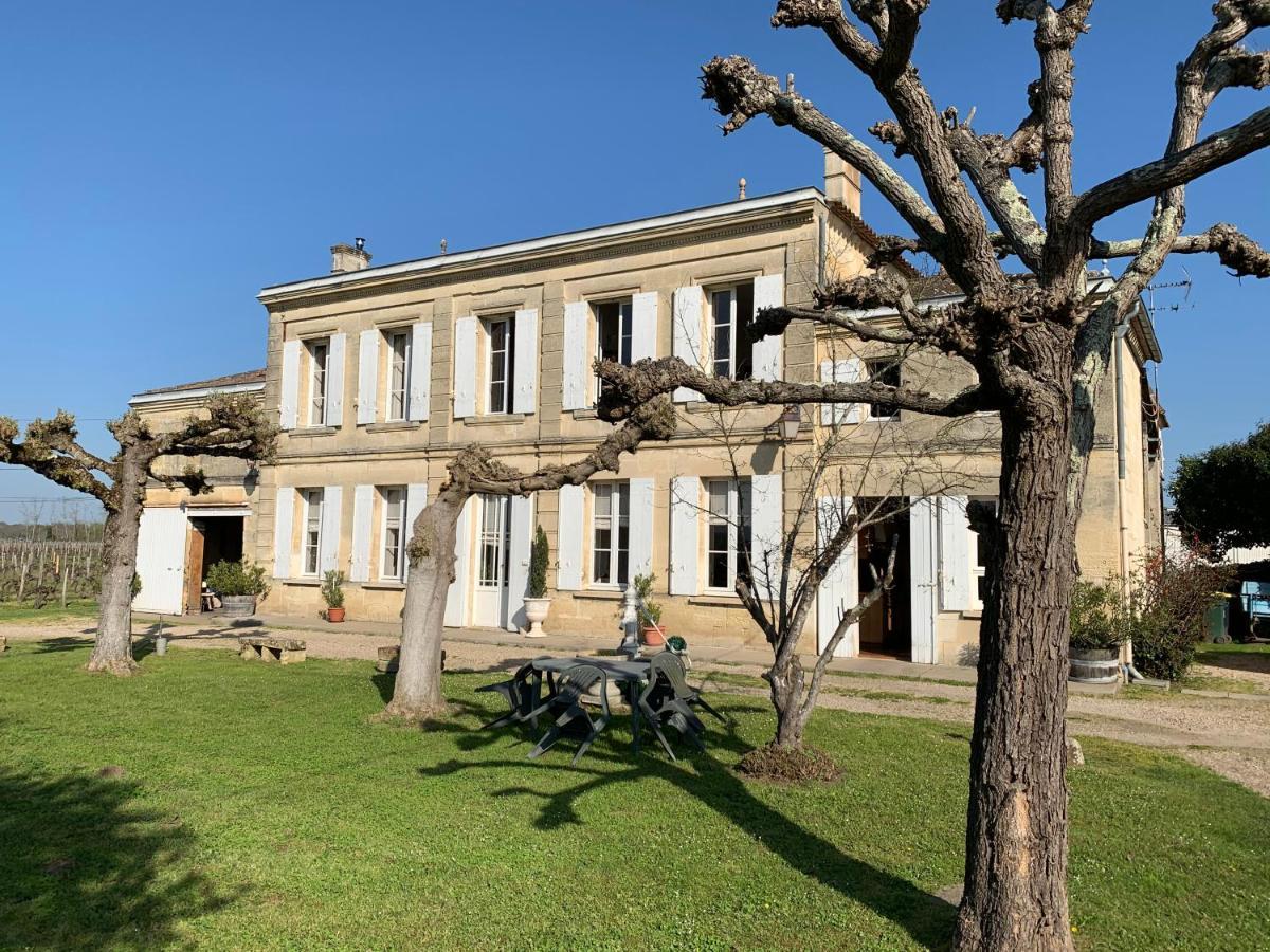 Chateau Roseyrol Proche Saint-Emilion Exterior photo